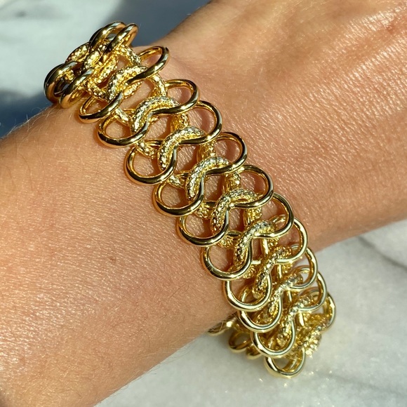 Kenneth Jay Lane 22K Gold Plt Mega Wide Bracelet Y2K - Picture 2 of 16